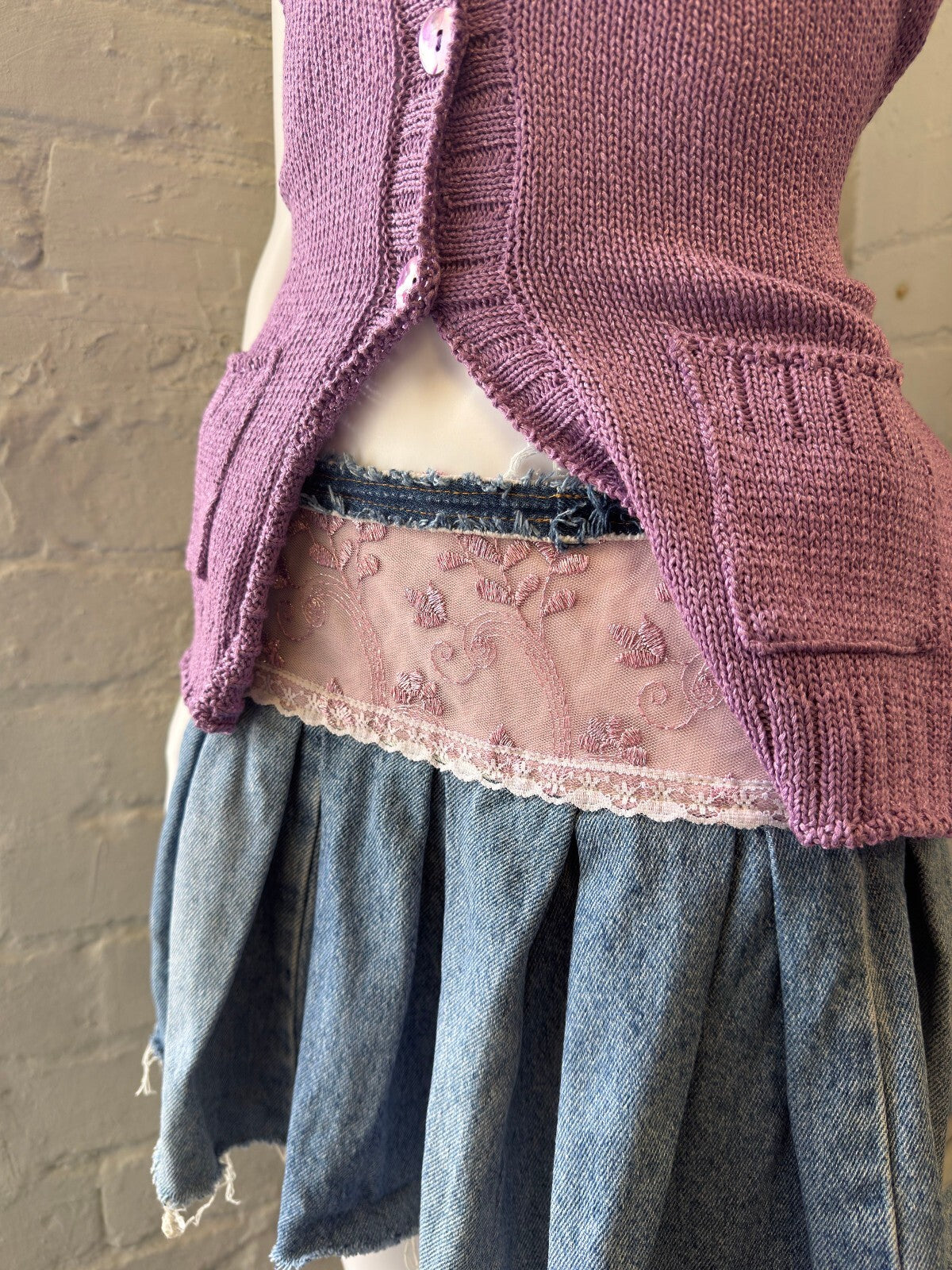 Pink 2000s Lace Pleated Mini Skirt