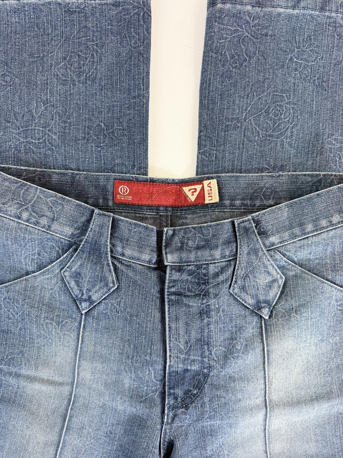 Guess Jeans Straight Leg Jeans - SIZE 27