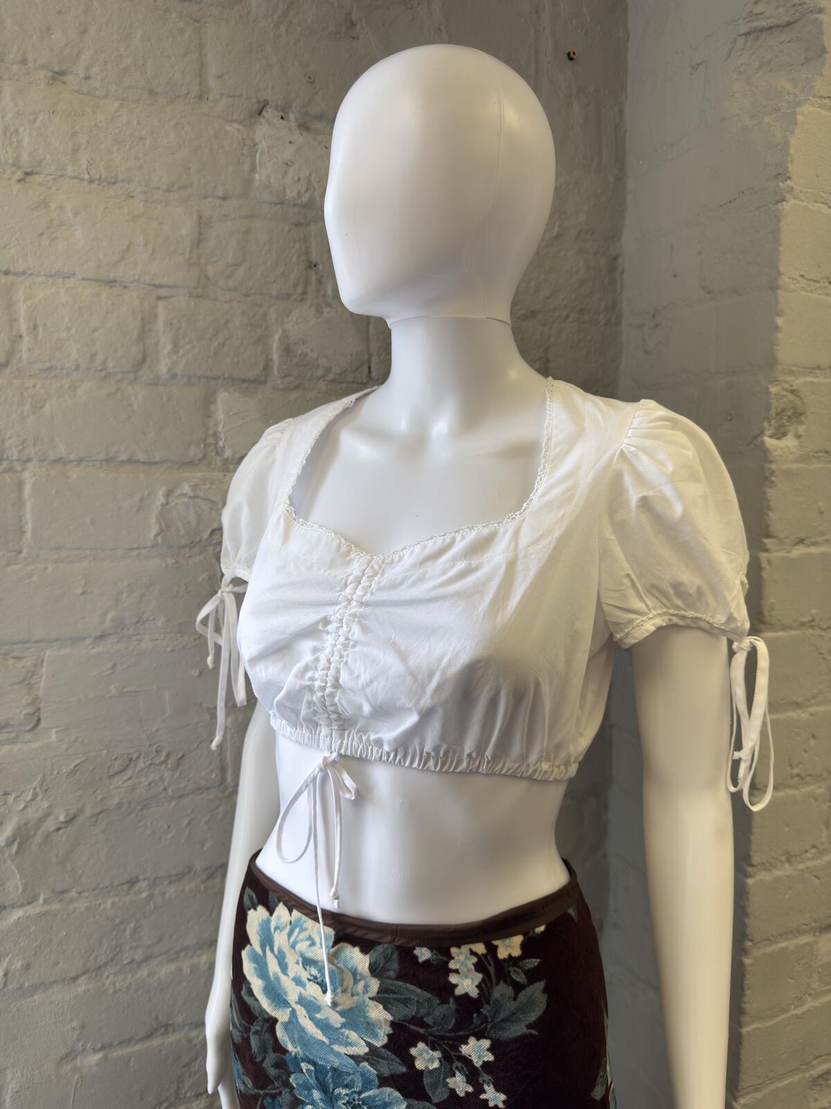 Country Lane White Puff Sleeve Cropped Blouse