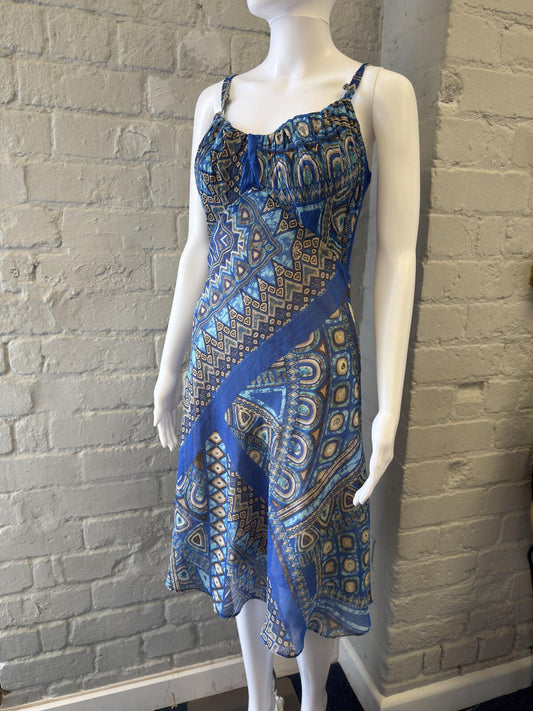 Nemo blue patterned strappy midi dress