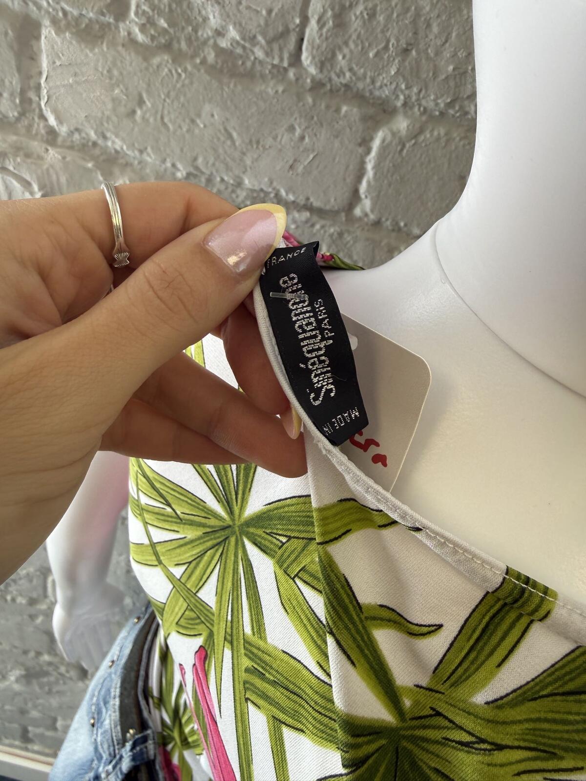 Sleeveless Floral Tropical Print Top