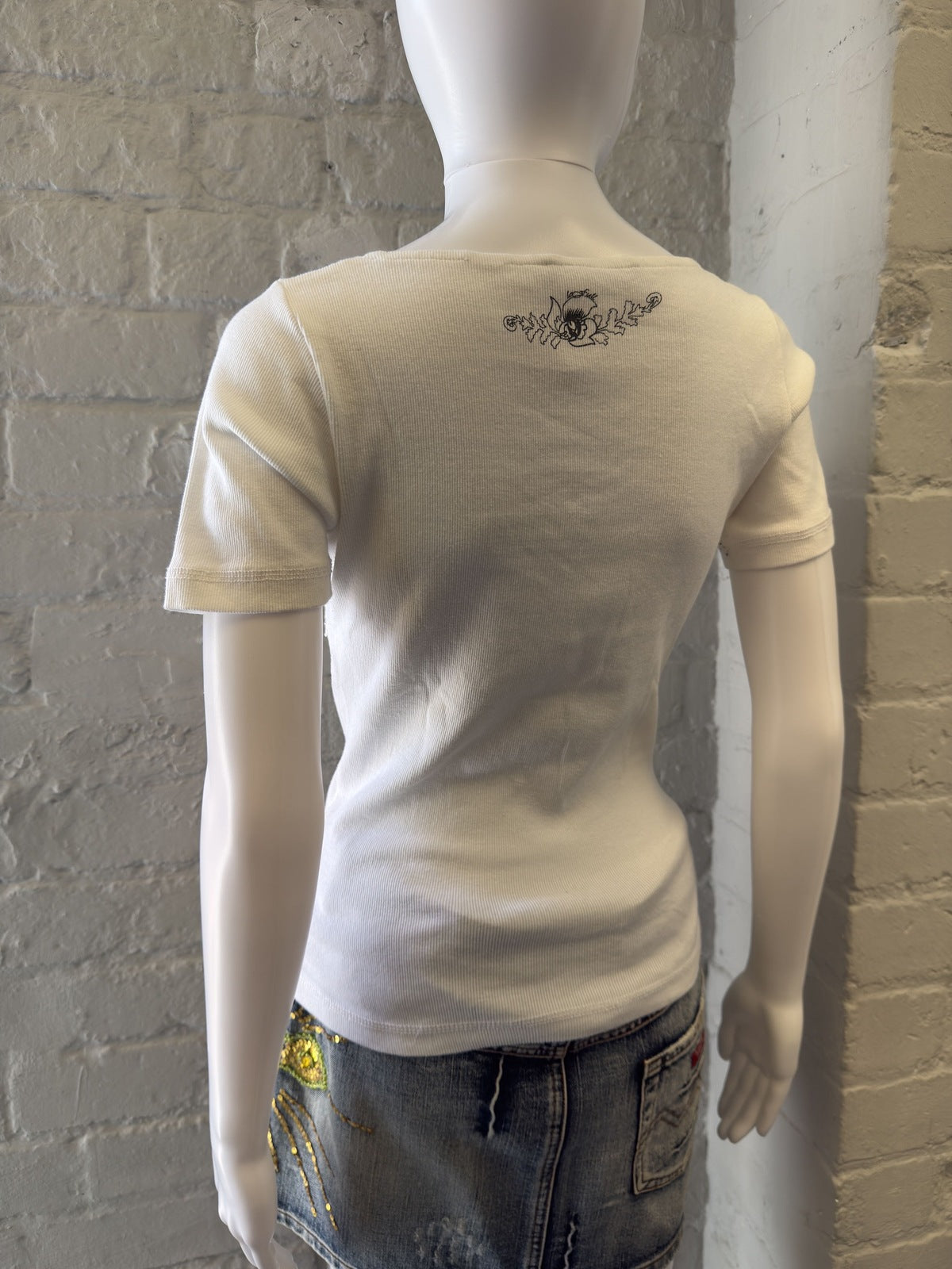 White Short Sleeve Fitted Top with Lace and Floral Print