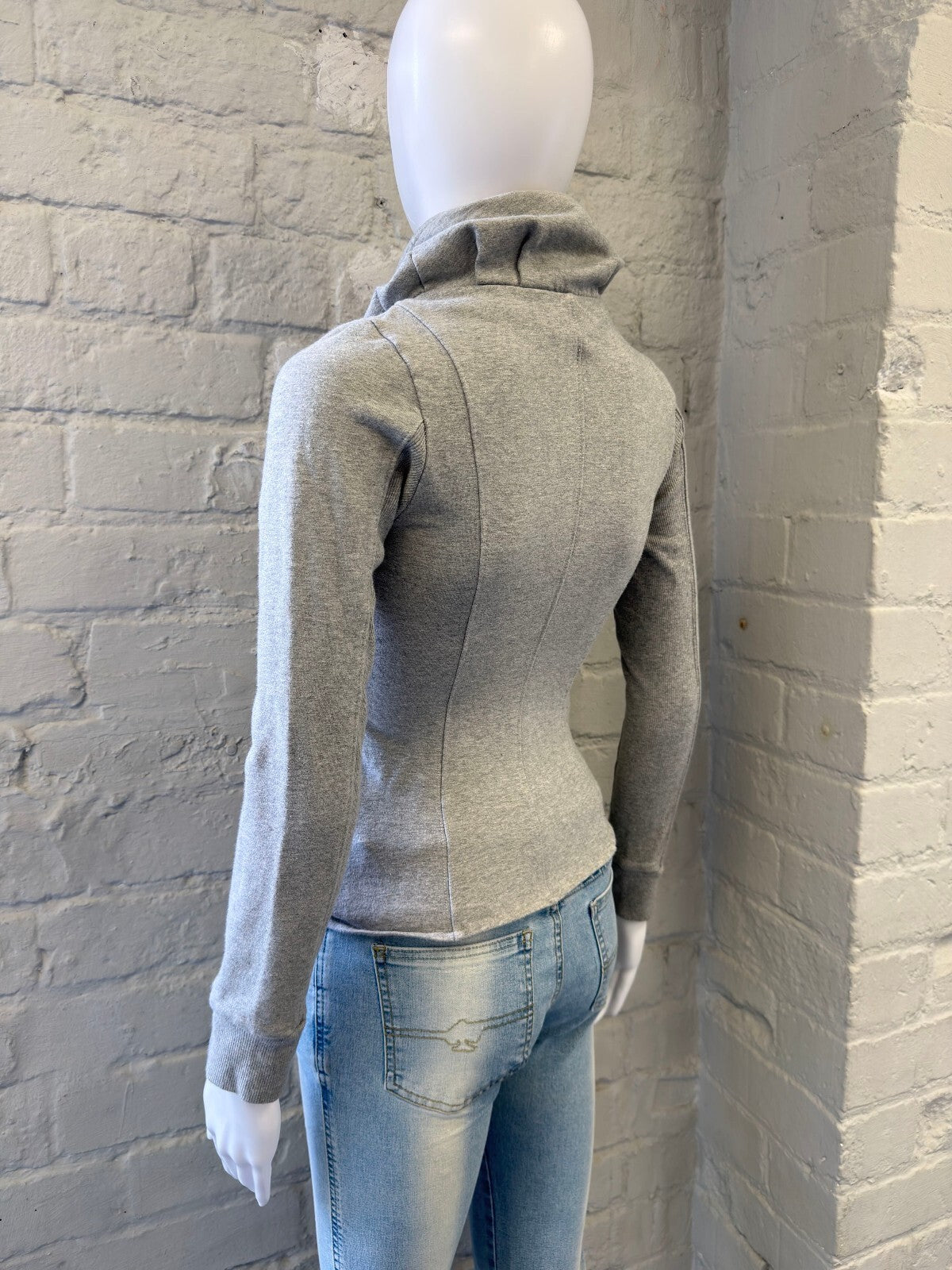 Y2K Grey Full Zip Jumper