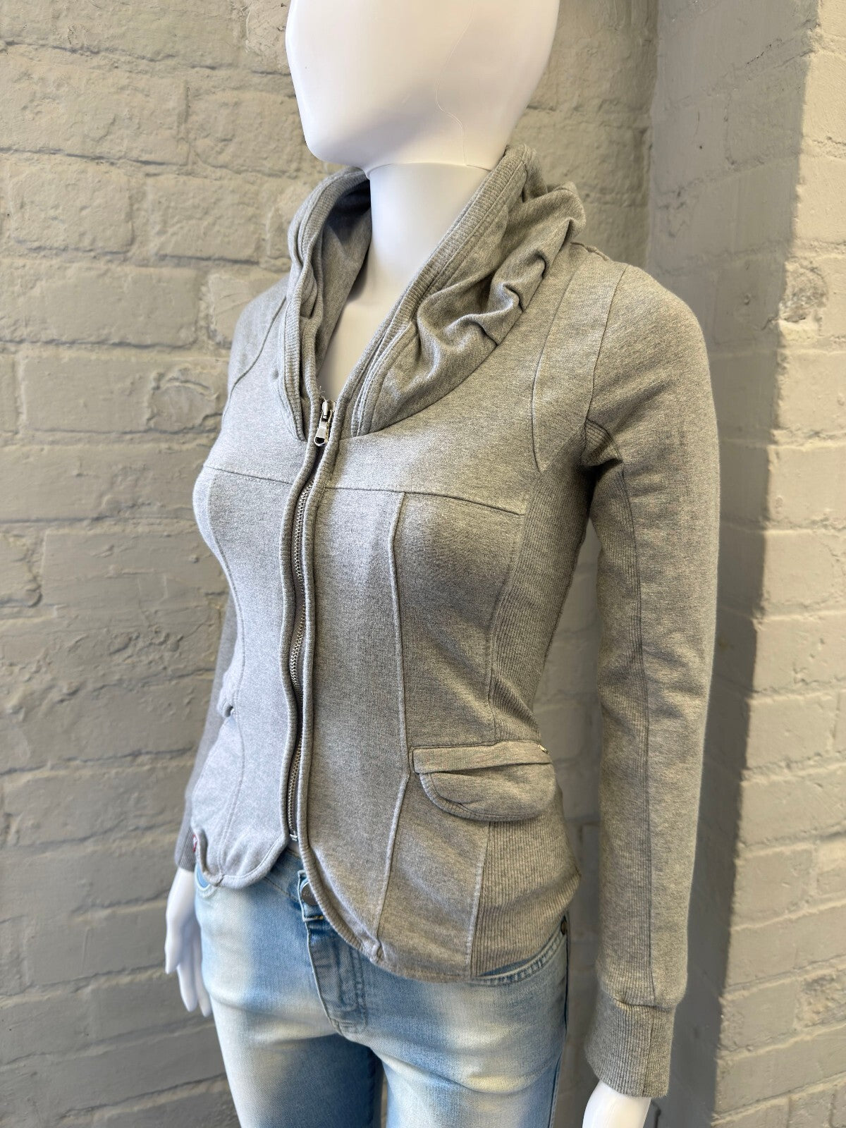 Y2K Grey Full Zip Jumper