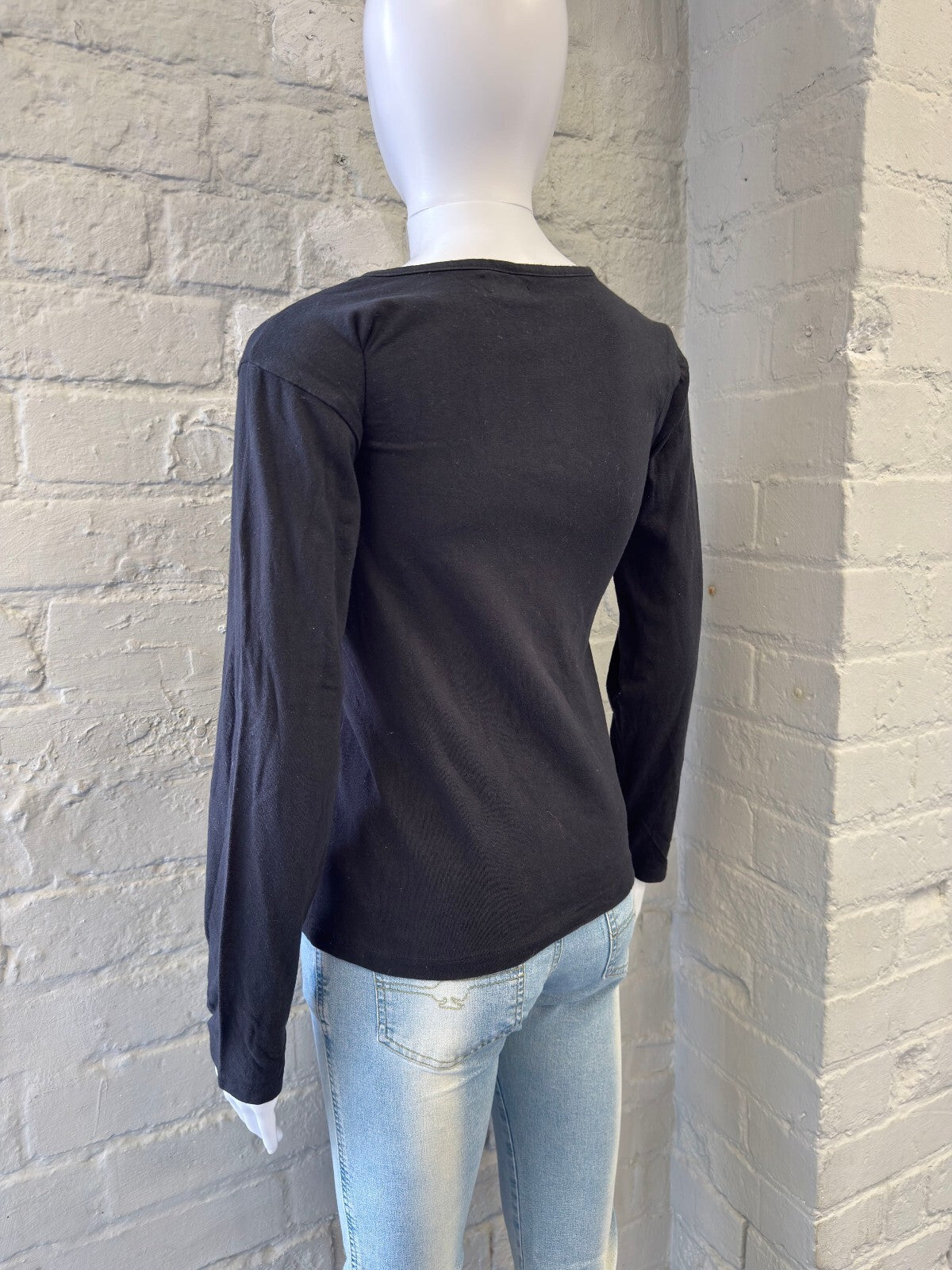 Black Long Sleeve T-Shirt with Kiss Me Lips Graphic