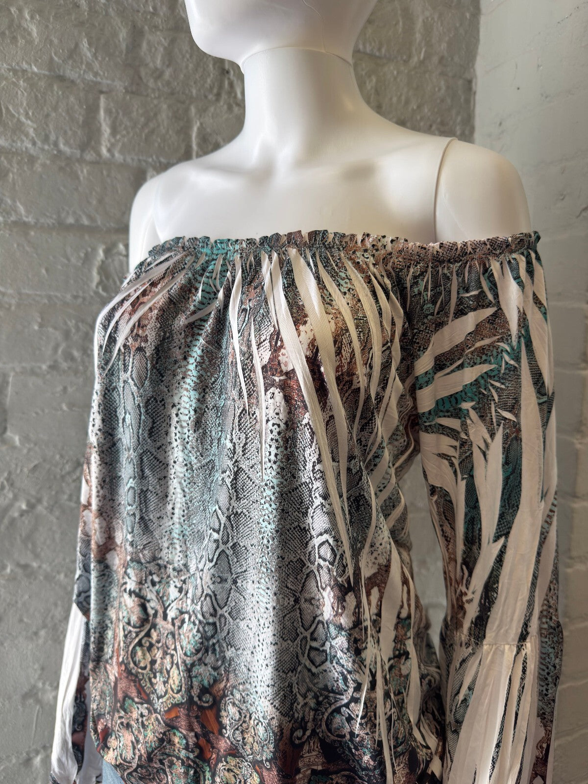 Vintage Snake Print Off-Shoulder Top