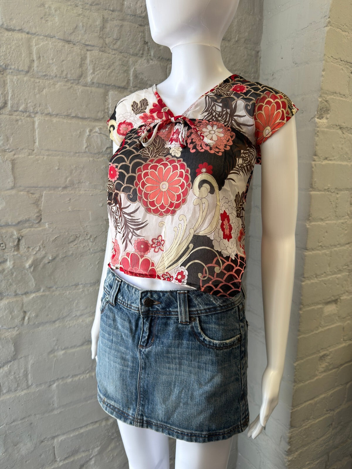 Floral Print Cap Sleeve Crop Top