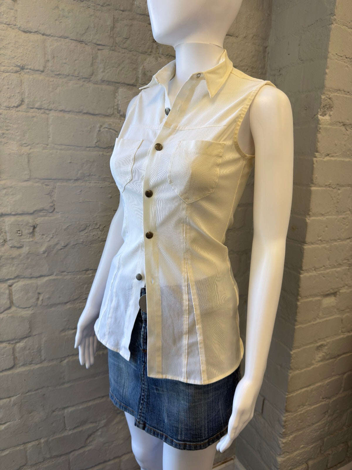 MFG Sleeveless Button-Up Shirt in Cream