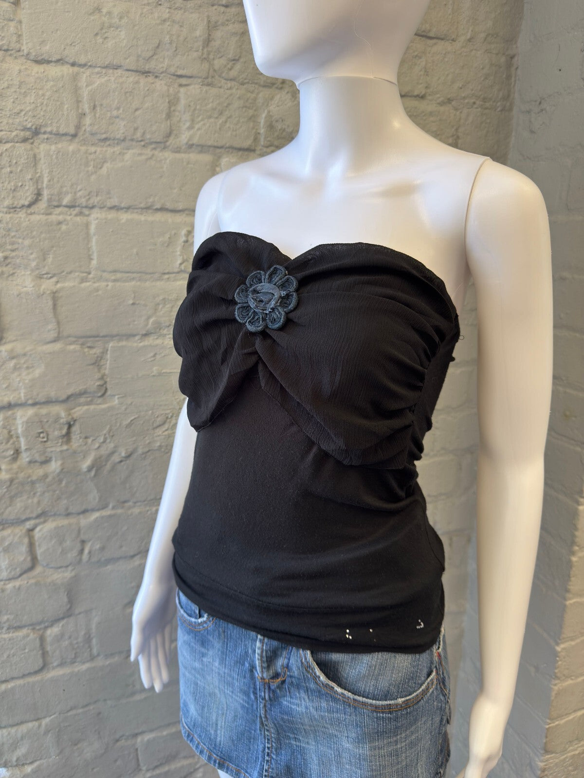 Made in Italy Black Bandeau with Floral Accent