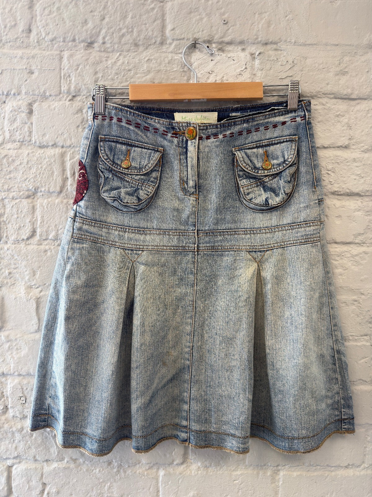 90s Midi Denim Skirt with Embroidered Detail