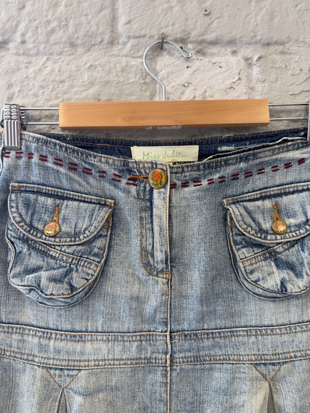 90s Midi Denim Skirt with Embroidered Detail