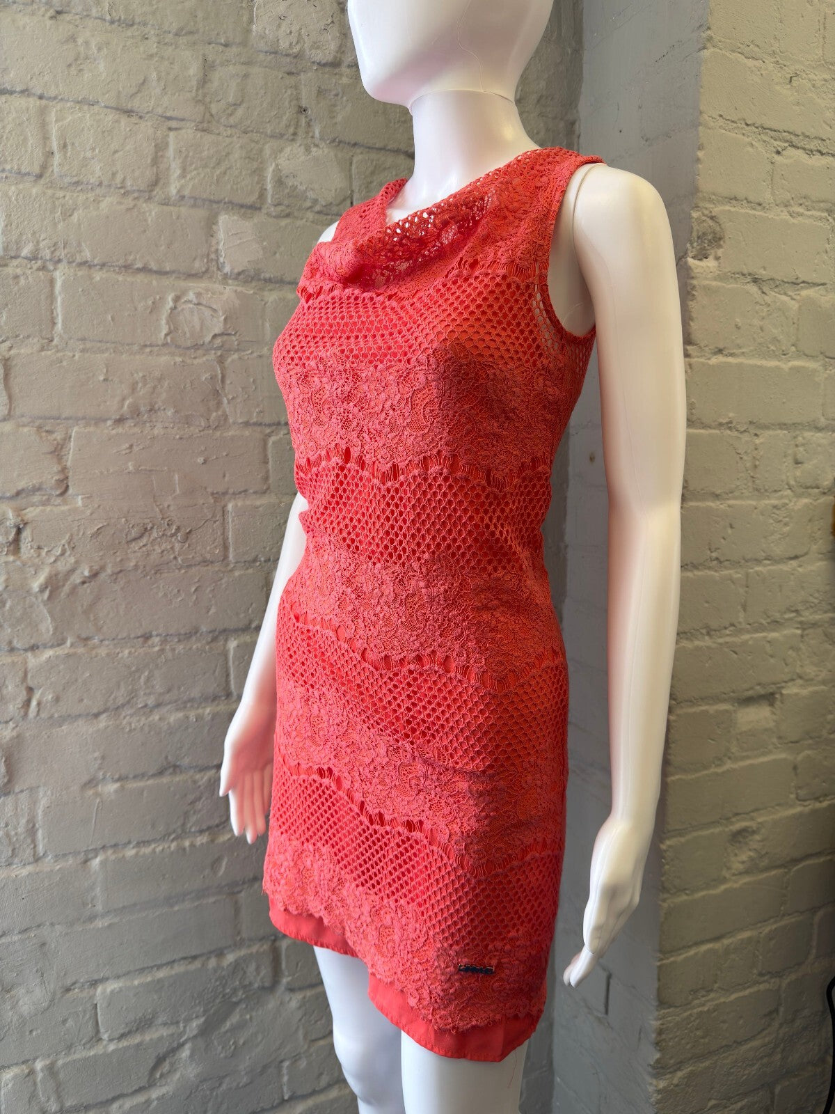 PHARD Coral Lace Sleeveless Dress