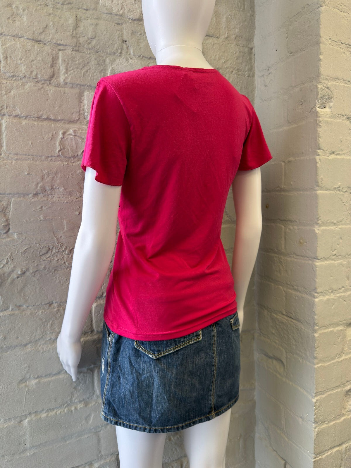 Pink Short Sleeve V-Neck Top with Black Tie Detail