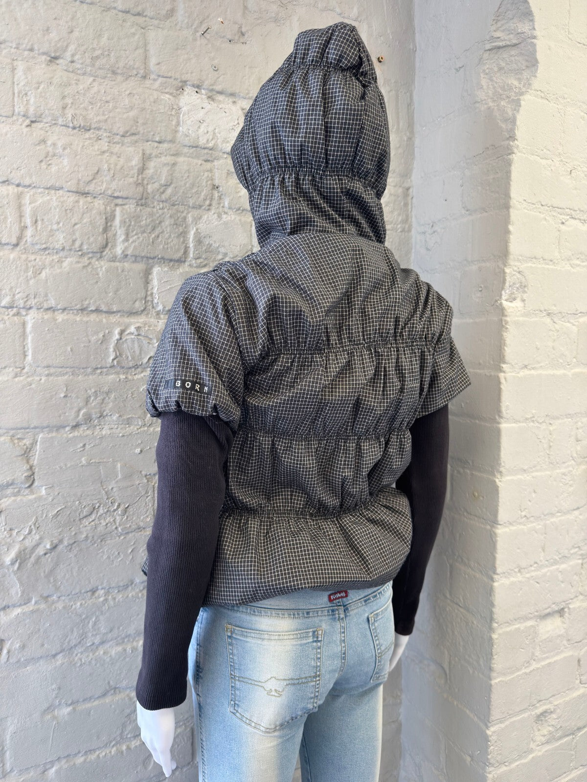 Hooded Jacket with Puffed Body and Long Sleeves