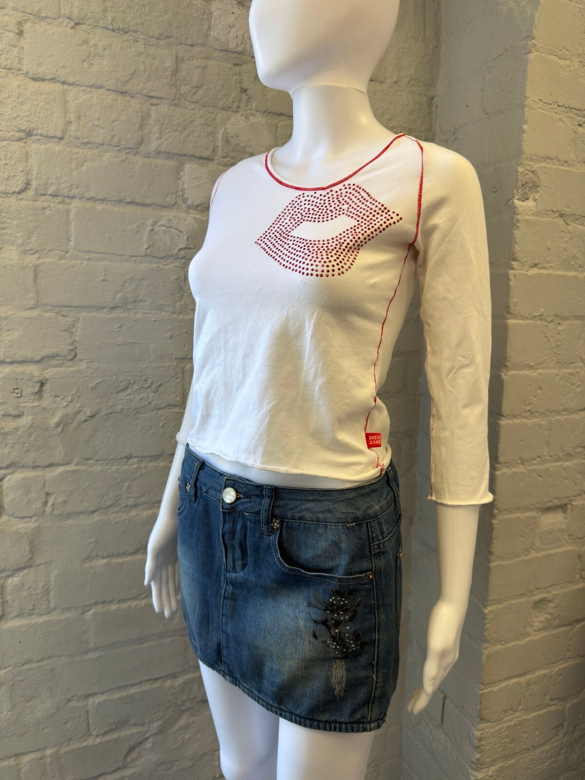 Phard White 90s Baby Tee