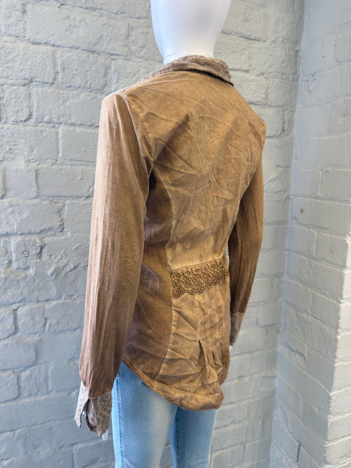 Brown Vintage Long Sleeve Button-Up Shirt