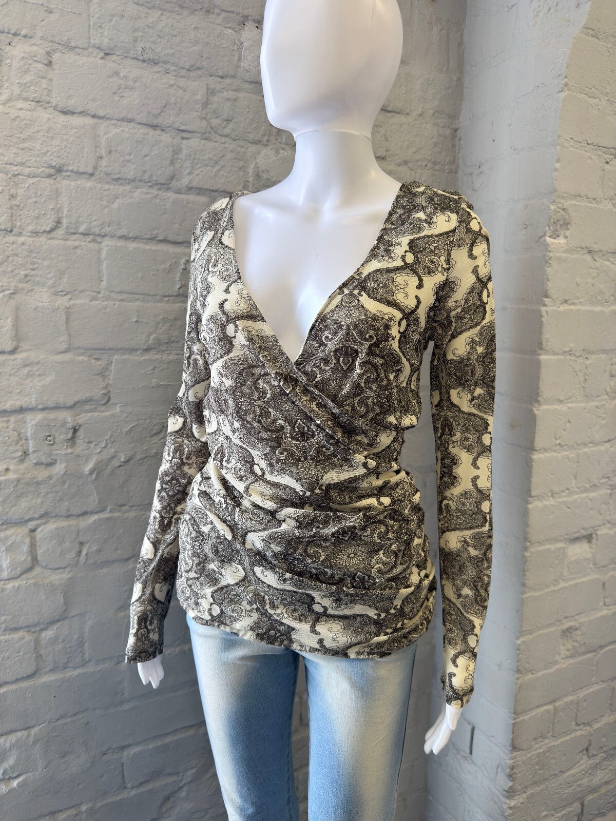 Vintage Long Sleeve Patterned Wrap Style Top