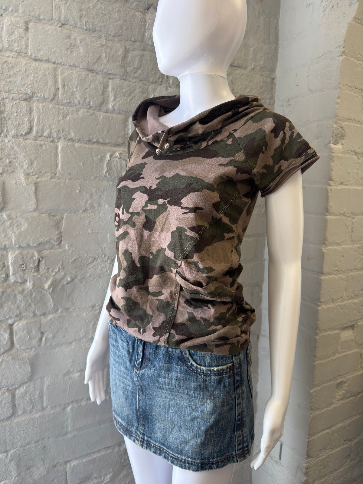 Camouflage Short Sleeve Hoodie Top