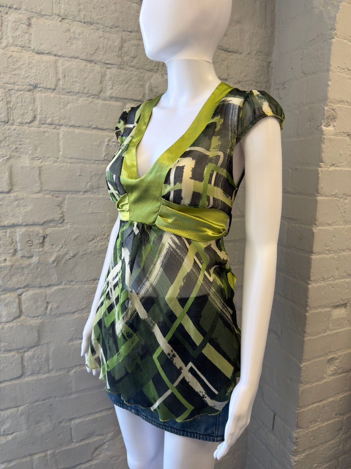Green Patterned Deep V-Neck Cap Sleeve Top