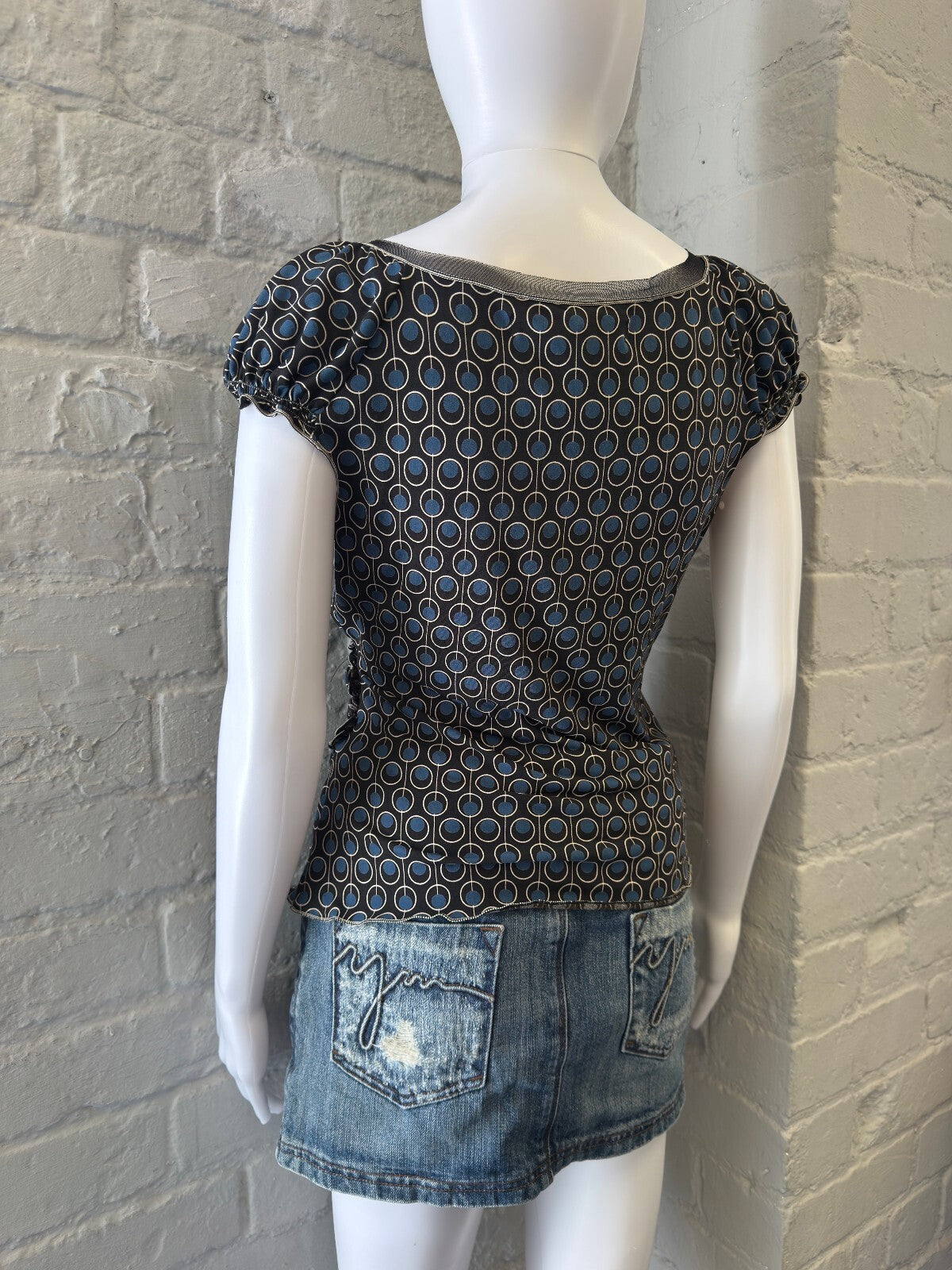 Black and Blue Geometric Print Ruched Top