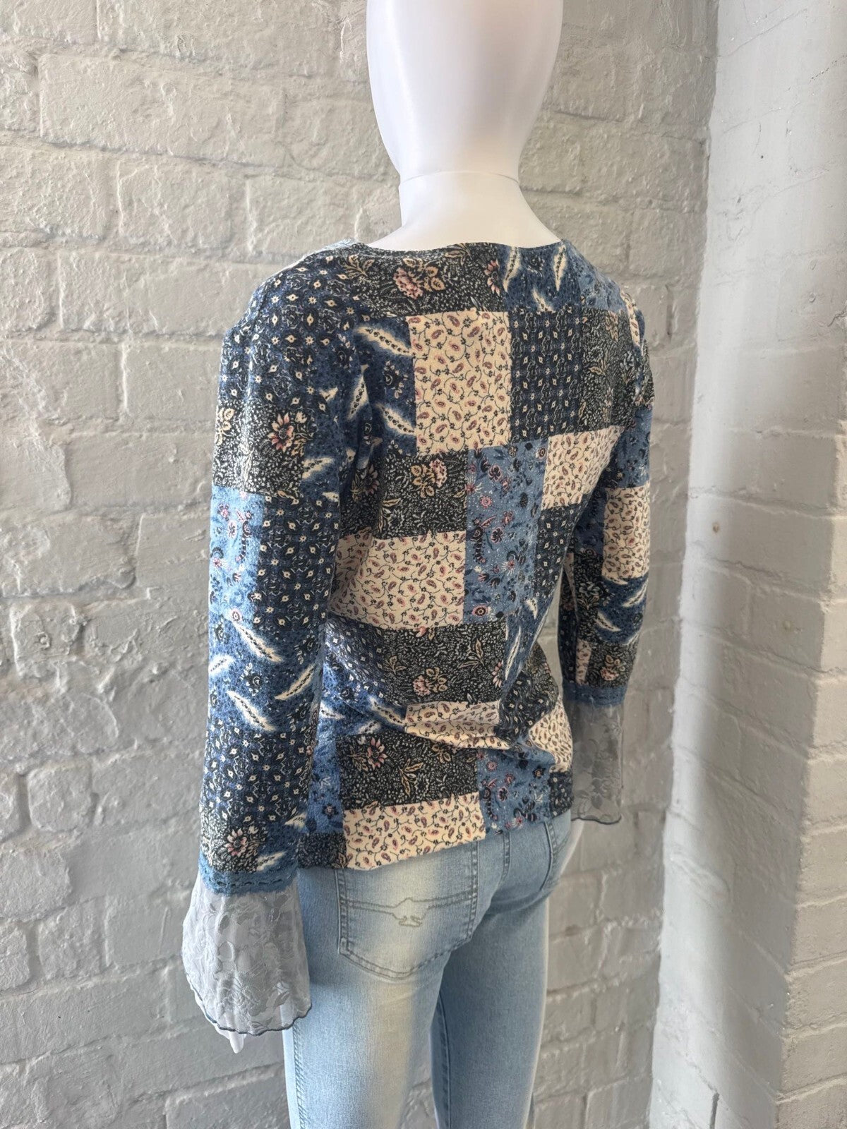 Patchwork Pattern V-Neck Long Sleeve Top with Lace Trim