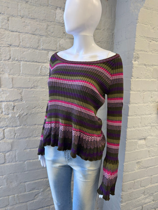 Ribbed Knit Long Sleeve Top in Striped Pattern