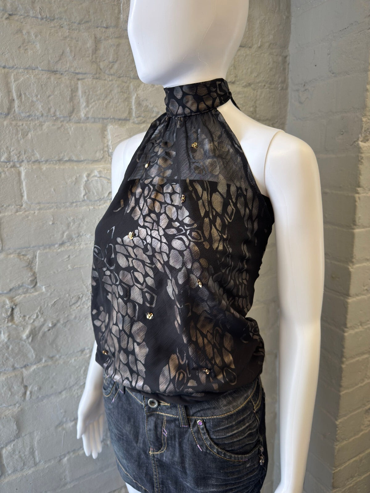Sleeveless Halter Neck Top with Metallic Print