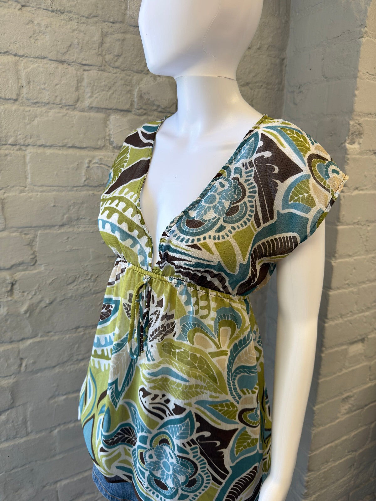 Mesh Floral Patterned Top