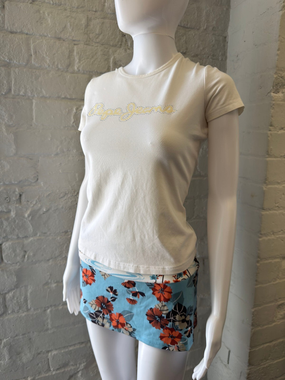Pepe Jeans White Baby Tee with Logo Detail