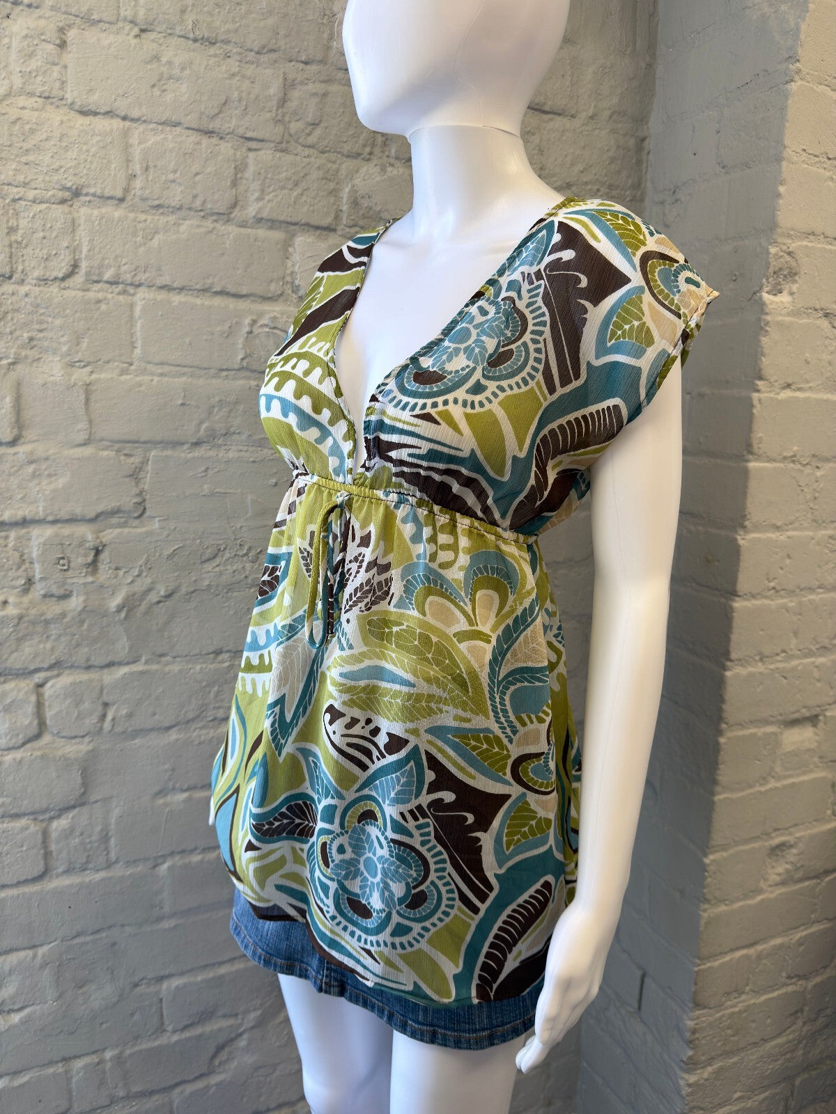 Mesh Floral Patterned Top