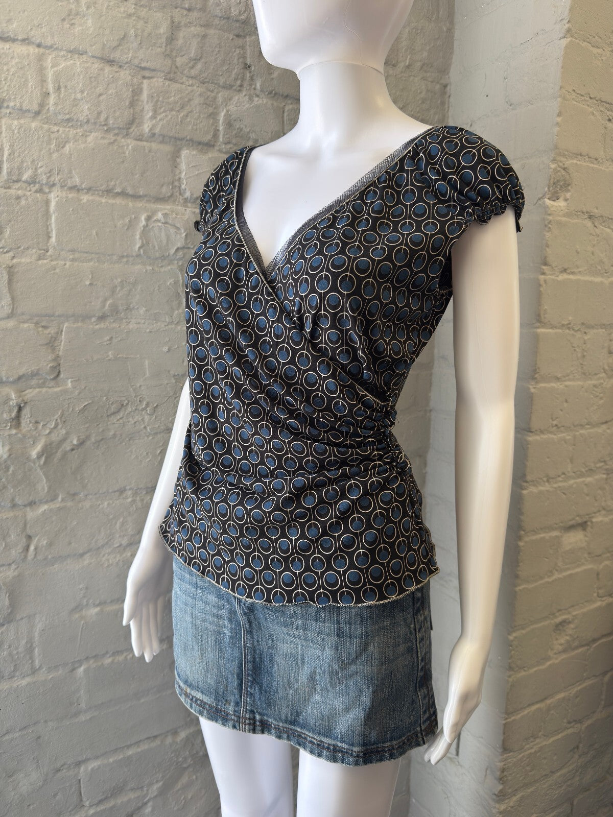 Black and Blue Geometric Print Ruched Top