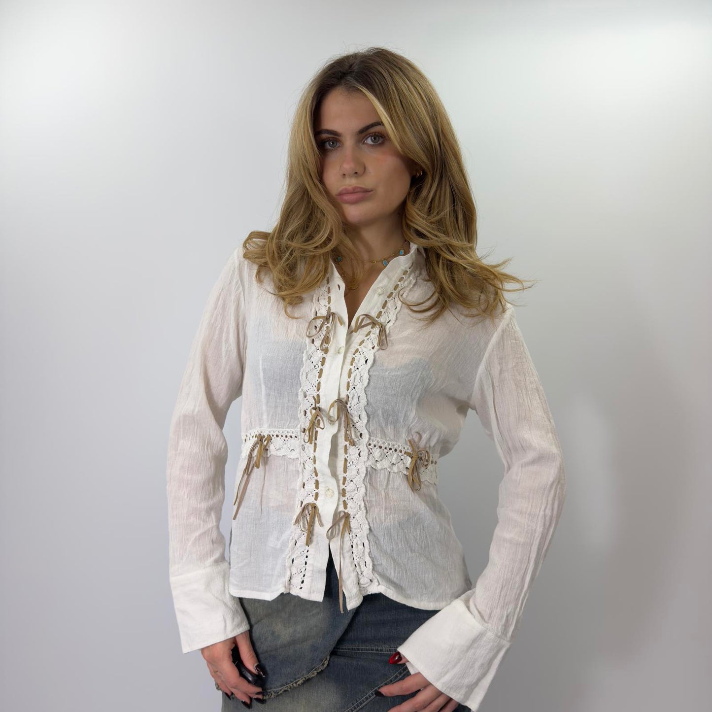 Fei Fan Women's White Lace-Up Blouse Shirt - SIZE L